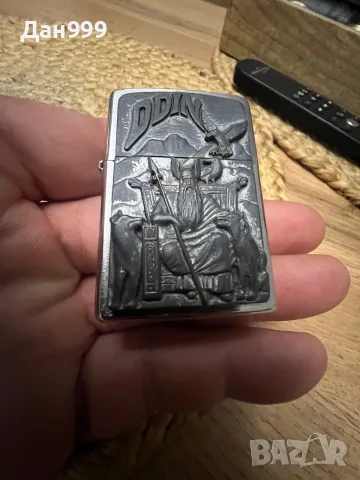 Оригинална рядка колекционерска запалка Zippo 17