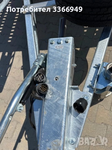 Равна триосна платформа 6.00м Х 2.15м / 3500кг ПОД НАЕМ, снимка 4 - Ремаркета - 51546909