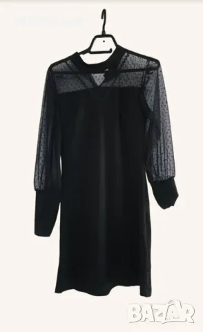 Черна рокля с прозрачна част