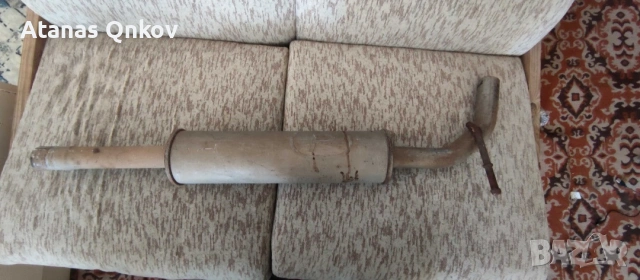 средно гърне в отлично състояние 