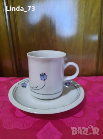 Двоен сет с красива и нежна шарка - синьо лале-3бр. Вместимост - 190мл. Маркирани - "Bavaria"., снимка 1