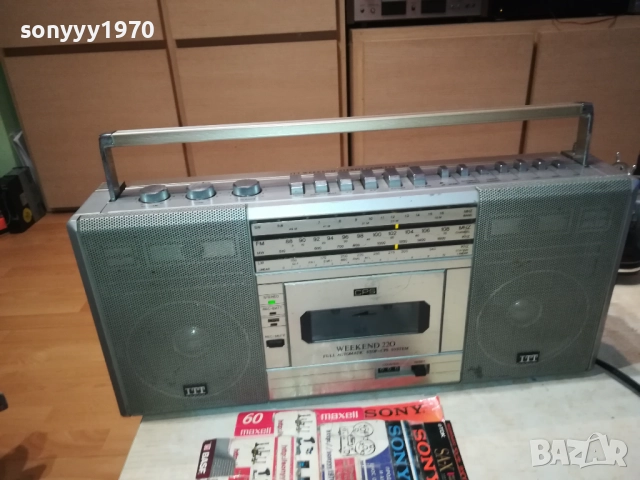 ITT WEEKEND 220 STEREO-ВНОС SWISS 0609252018, снимка 5 - Радиокасетофони, транзистори - 51628256