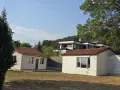 Две къщи с голям басейн с.Веселие, снимка 18