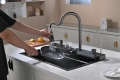  Черен мрамор - Мултифункционална кухненска мивка с двоен водопад , снимка 9