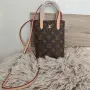 LV малка дамска чанта , снимка 1