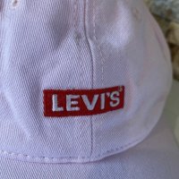 Шапка с козирка Levi's, снимка 2 - Шапки - 41225807