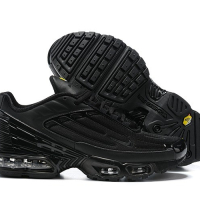 Nike AirMax Plus Black Leather 3 / Оригинална Кутия, снимка 1 - Спортни обувки - 44667815
