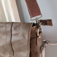 REBEL+ LEGENDS messenger bag естествена кожа месинджър,през рамо ( 120€ в интернет), снимка 6 - Чанти - 41001052
