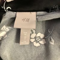 Стилна черна рокля с дълги ръкави от H&M, снимка 3 - Рокли - 35944003