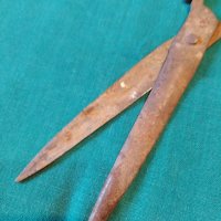 Стара ръчно кована голяма ножица, снимка 3 - Антикварни и старинни предмети - 39106598