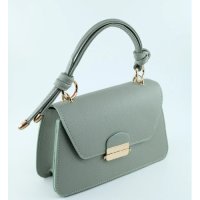 Елегантна фешън чанта с авнгардни дръжки в модерни цветове, снимка 5 - Чанти - 44387722