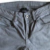 детски панталон-джинси 134-140 см, снимка 2 - Детски панталони и дънки - 42285268