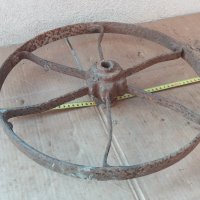 масивно метално ковавано възрожденско колело от каруца, файтон, снимка 10 - Антикварни и старинни предмети - 39259910
