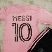 Розов футболен екип, за момчета или момичета, снимка 1 - Детски комплекти - 42458410