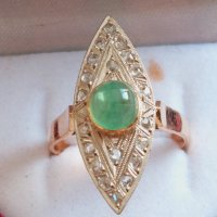 Стар златен пръстен с диаманти и изумруд злато 18к, снимка 1 - Пръстени - 42519597