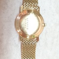 Швейцарски златен дамски часовник., снимка 8 - Бижутерийни комплекти - 34628920