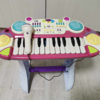 пиано с микрофон, снимка 1 - Музикални играчки - 44805605