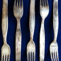 Solingen / Солинген оригинални посребрени прибори : 6 ножа и 5 вилици, тежки, солидни, снимка 3 - Други ценни предмети - 33821086