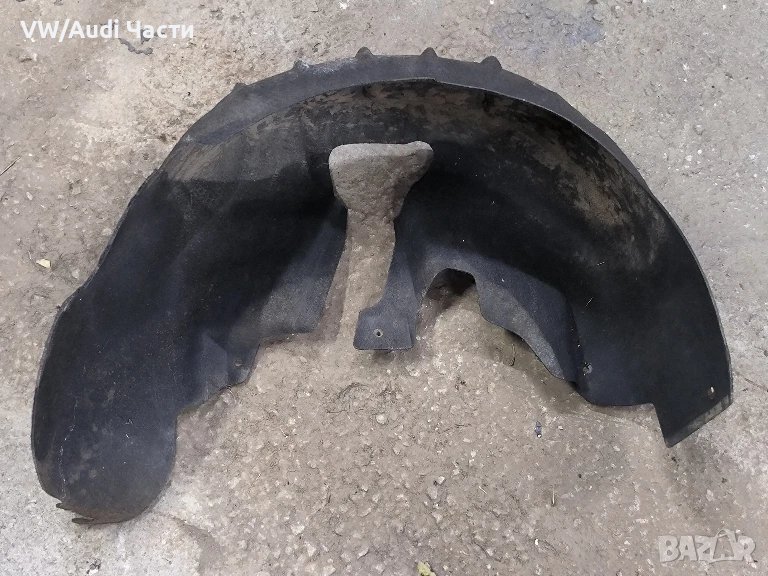 Заден десен подкалник платов за Голф 5 Volkswagen Golf 5 1K0810972C, снимка 1
