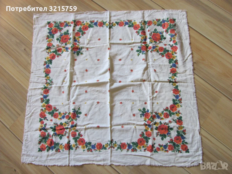 Стара кърпа за глава за носия 83х83см., снимка 1