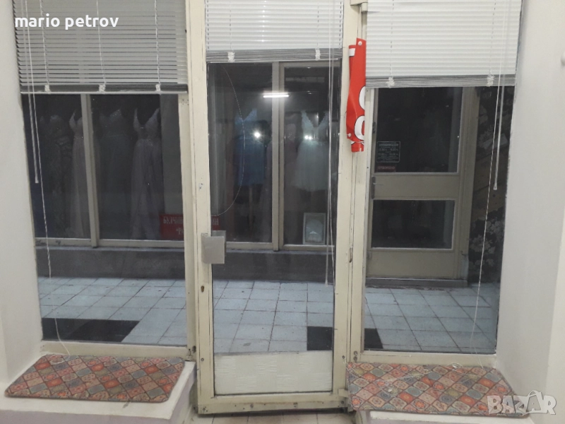 Ч.лице отдава помещение под наем в топ център,бизестена на Пиротска 22, снимка 1
