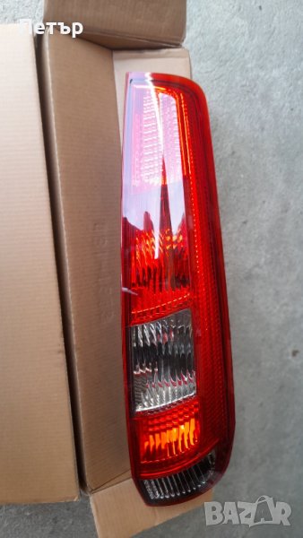 Десен стоп Ford Fiesta V НОВ, снимка 1