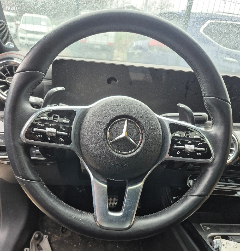 Волан с айрбег и пера Mercedes, снимка 1