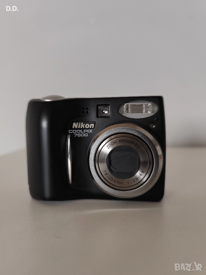 Дигитален фотоапарат Nikon Coopix 7600, снимка 1