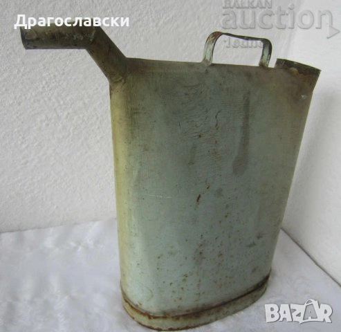 Стара лейка и Метална селска мивка/преносима чешма за стена закача се, мийка резервоар съд, ламарина, снимка 1