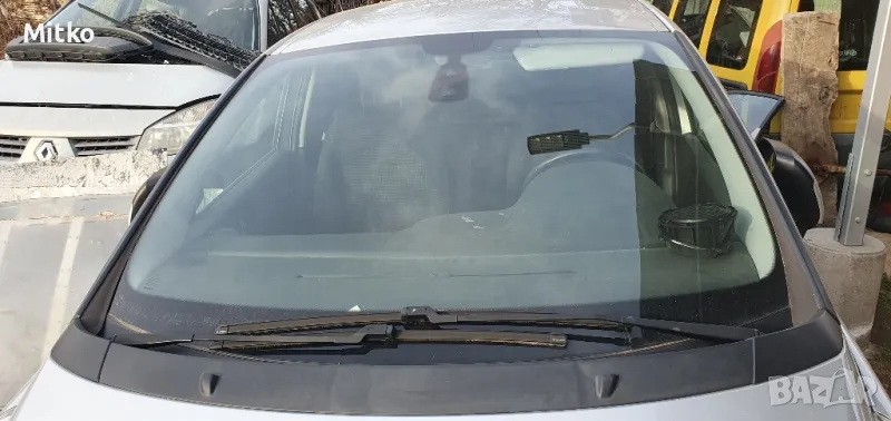 Предно Стъкло Пежо 5008 2011г , снимка 1