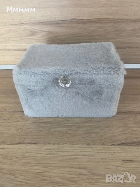 Кутия, снимка 1