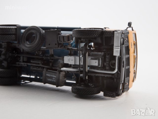 МАЗ 5337 АЦ-9 цистерна - мащаб 1:43 на Авто История моделът е нов в кутия, снимка 11 - Колекции - 42021047