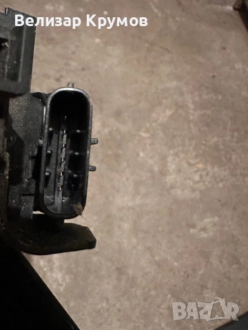 Педал за газта и спирачката и ръчна за фолксваген Touran автоматик, снимка 3 - Части - 51945127