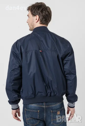 Двулицево яке бомбър Tommy Hilfiger, снимка 3 - Якета - 55944930