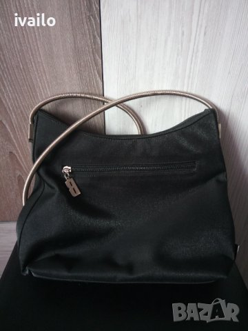 Дамска Чанта Като Нова!