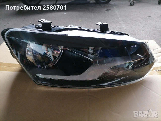 Продавам десен фар за Поло от 2009 до 2017г. 