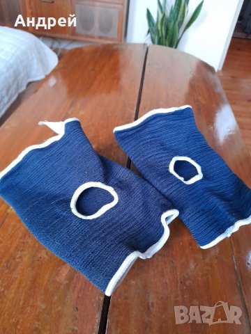 Стари волейболни наколенки Gala, снимка 3 - Други ценни предмети - 42552618