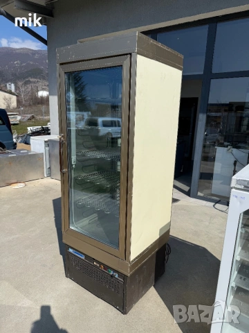 Минусова хладилна витрина с 2 стъклени страни, снимка 7 - Витрини - 53744528