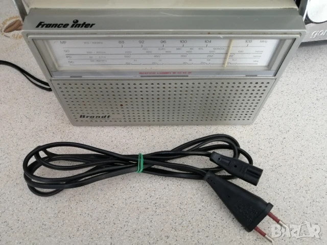 FM/AM радио BRANDT RS 825, снимка 9 - Радиокасетофони, транзистори - 51315395