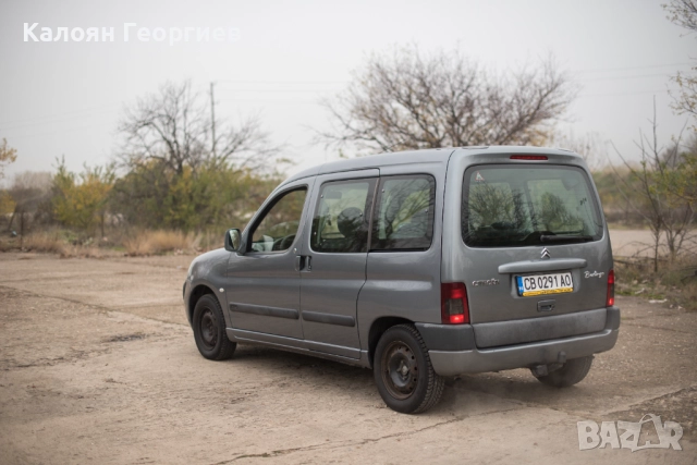 Citroen Berlingo 1.4i, снимка 5 - Автомобили и джипове - 52444116