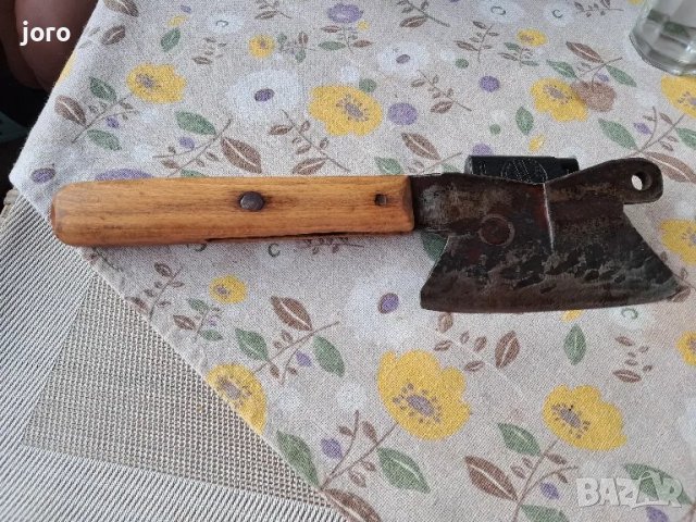 продавам стар кован сатър   отлично състояние