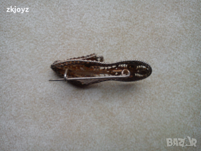 СТАРИННА СРЕБЪРНА БРОШКА ЧЕХЪЛ ФИЛИГРАН 3.78 гр/ ПРОБА 900, снимка 3 - Колиета, медальони, синджири - 44587835