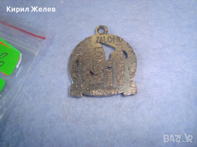 КРАСИВ АНГЛИЙСКИ СУВЕНИР МЕТАЛЕН КЛЮЧОДЪРЖАТЕЛ ВИСУЛКА ЛОНДОН ЗАБЕЛЕЖИТЕЛНОСТИ 14138, снимка 2 - Други - 36224519