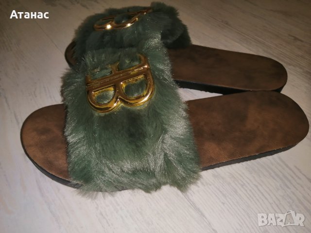 Дамски чехли с пух р. 38, снимка 2 - Чехли - 33920224