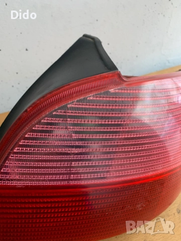 Заден десен стоп за Режо 206 ,Peugeot с платката където се монтират крушките ., снимка 5 - Автомобили и джипове - 52936329