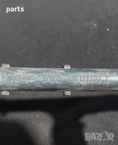 Стойка Перка Охлаждане VW Голф 4 - Ауди A3 8L - A4 B5
- 1J0121206C, снимка 3 - Части - 47287073