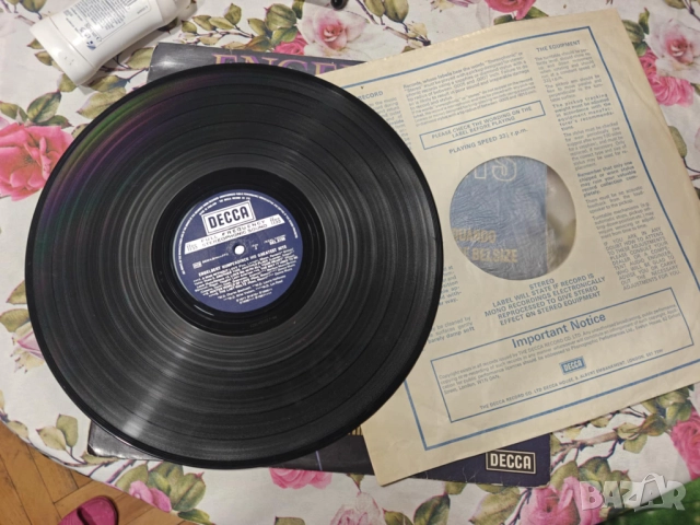ENGELBERT HUMPERDINCK-His Greatest Hits, английско издание, снимка 10 - Грамофонни плочи - 52306696