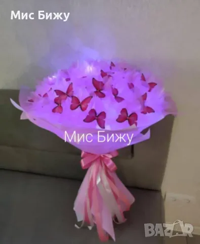 Светещи букети от пеперуди рози подарък рожден ден сватба юбилей , снимка 1
