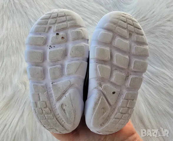 Детски маратонки Nike №21- 22, снимка 15 - Детски маратонки - 56405928