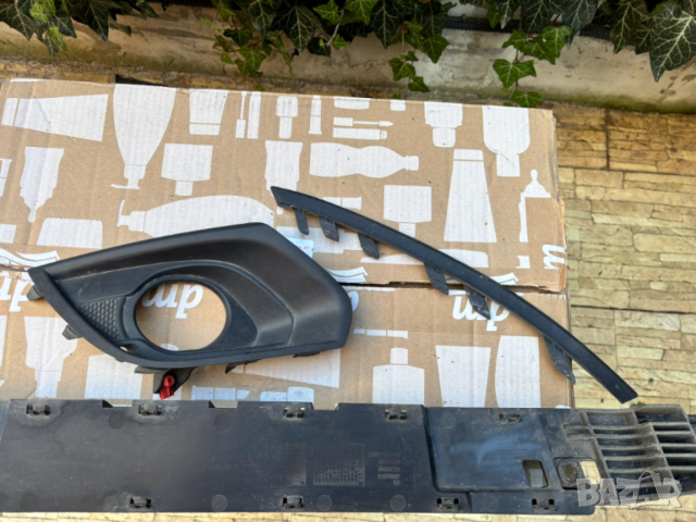 Решетка за фар за мъгла за Опел Корса Е 2018 година